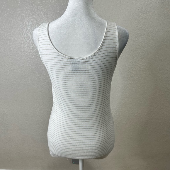 LIKE NEW ANN TAYLOR RIB TANK - Picture 3 of 4